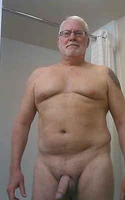Couples baisant des nudistes