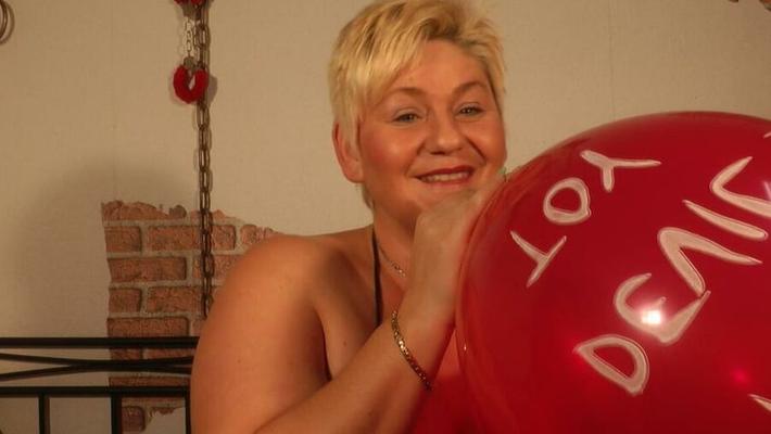 Bright Red Balloon