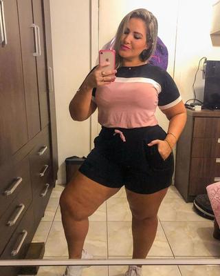 PUTA DO INSTAGRAM: Juliana Medeiros