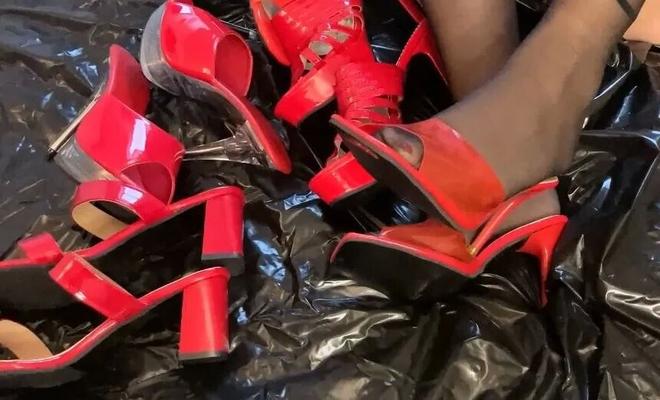 Red Mules and Nylon Feet - 34 Pics