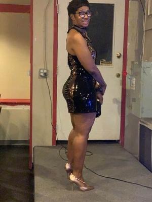 year old ebony Gilf