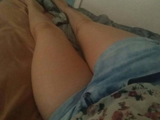 Girlfriend&;s Feet