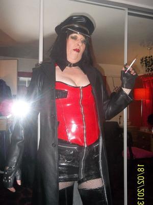 TEMPS DE MAITRESSE