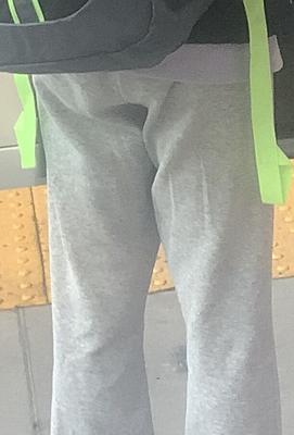 ゆったりパンツ（お尻）