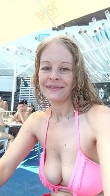 Tuga milf