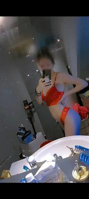 19 Pics Sexy girl 21years