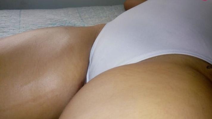 Brazilian wife exhibitionist - Front &amp; Back.
