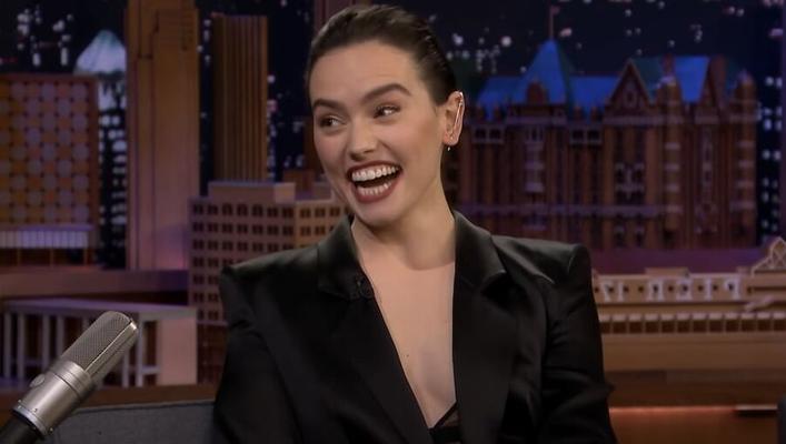 Daisy Ridley Face &amp; Teeth II