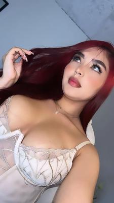I need daddy's cum on my face and my boobs!! - 6 Pics