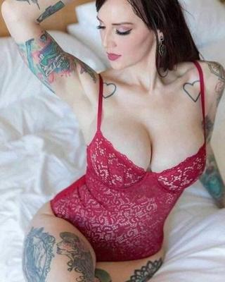 Incredibly Sexy Tattoed Girls