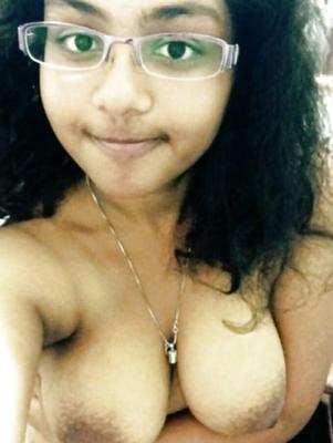 tamil caliente
