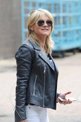 Anthea Turner, British Celebrity, White Tight Trousers NN