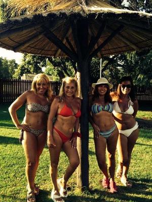 Caliente MILF exhibicionista marido cornudo, tetona madura