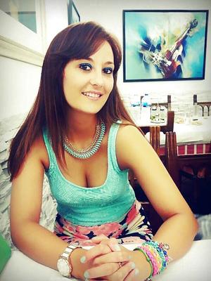 Arab Anne Sert Yorum Hard Comments