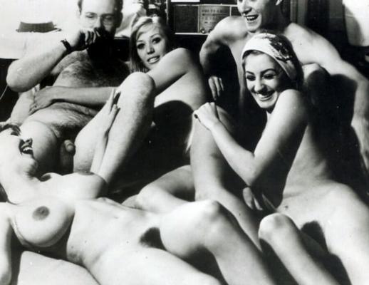 Michelle Angelo (with girls and guys)