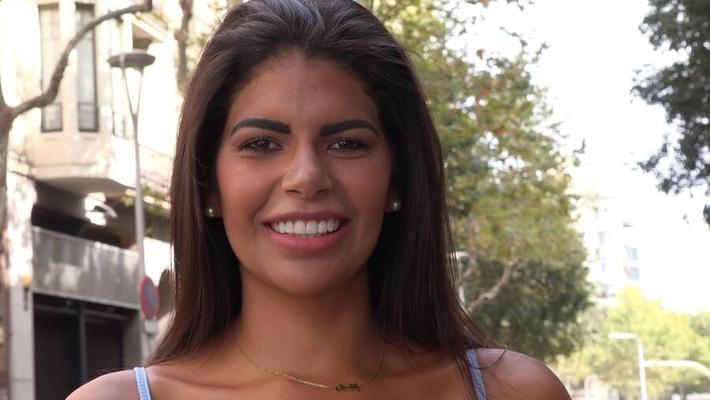 SCOUT ALLEMAND - GROS SEINS LATINA SHEILA ORTEGA PICKUP ET CAS