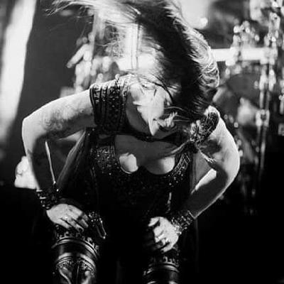Female celebs - Floor Jansen