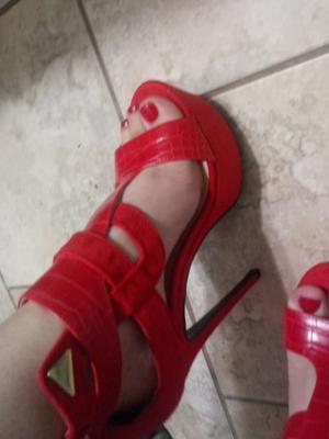 Talons rouges et bleu Nasa
