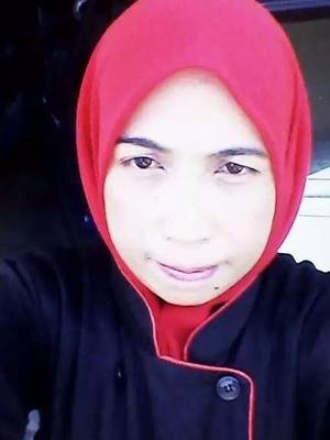 Malay MILF Chef Suhaila - Part