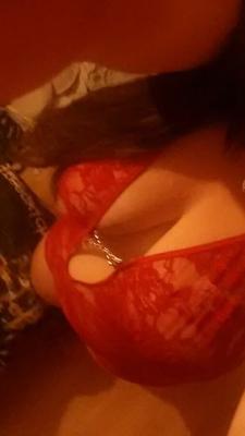 Chelsie shed from Scotland