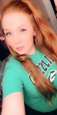 Chelsie the redheaded Milf