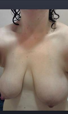 some boobs
