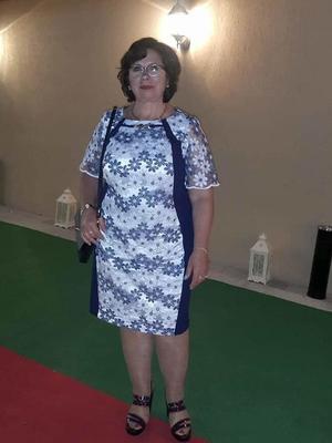 Mature and granny In flesh-colored stockings