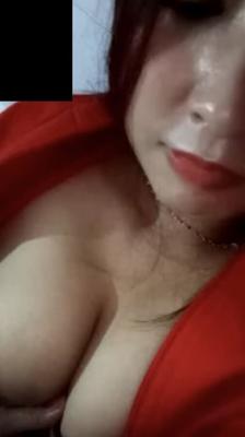 Sexy slut (indonesian)