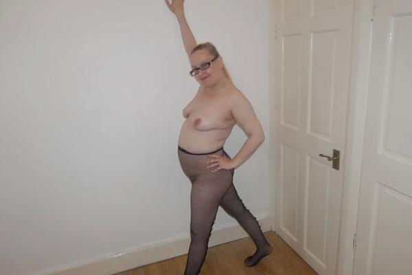 MILF in Fishnet Pantyhose