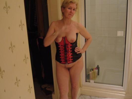 A nice lady who is she