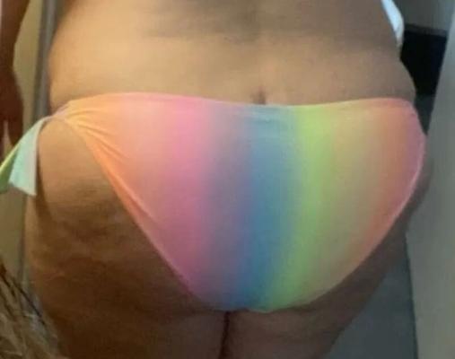 That ass! - 7 Pics