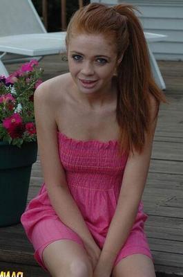 Red : (Serbian girl)