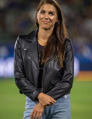 Celebrity Hot - Alex Morgan
