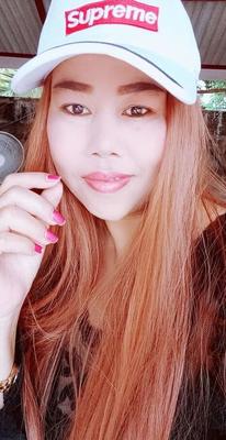 Ibu di rumah.