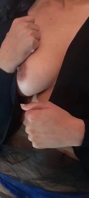 Lavisha's Big Natural Boobies