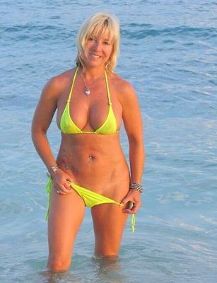 BIG TITS BLONDE