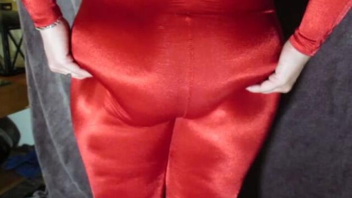 PAWG WIfe in Shiny Spandex Catsuit Bodysuit Unitard