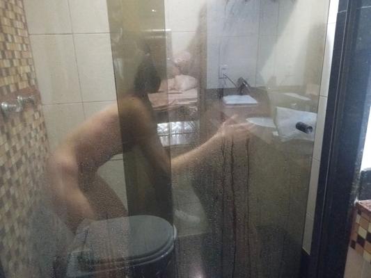 Asian hot wife first BBC - 8 Pics