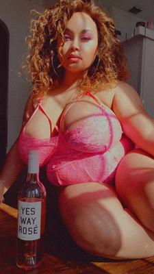 Pretty In Pink 💕 - 15 Pics