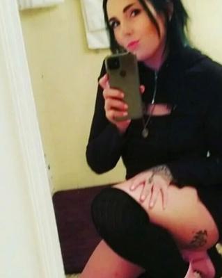 EmriErotica_ Free Photos
