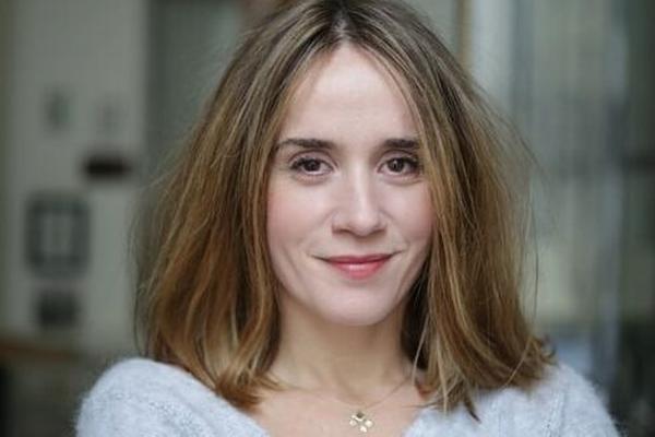 Valerie decobert