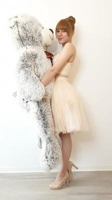 cute Shooting in dress with Anne Eden
