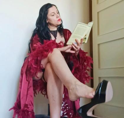 HIGH HEELS