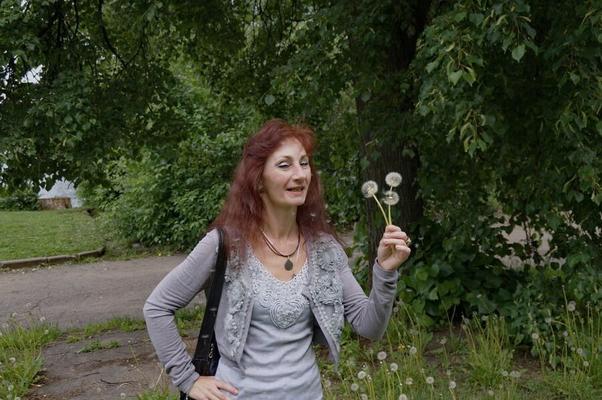 С цветами одуванчика