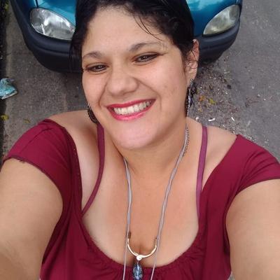 Curvy amateur Milf Nadia y (cum &amp; comment)