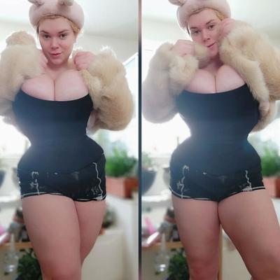 Penny Underbust, fille sexy aux seins massifs, cosplay
