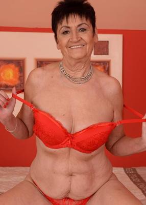 Granny &amp; Mature Mix