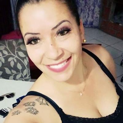 LENINHA MADURA COROA RABUDA GOSTOSA BIQUINI