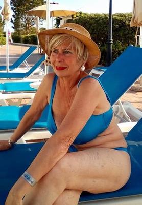 Absoluted fuckable gilf