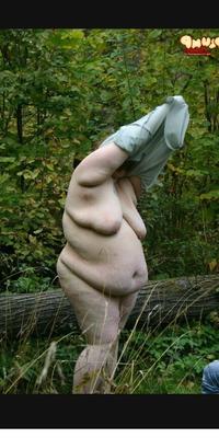 Hoodyman SSBBW . Red mega Ssbbw .